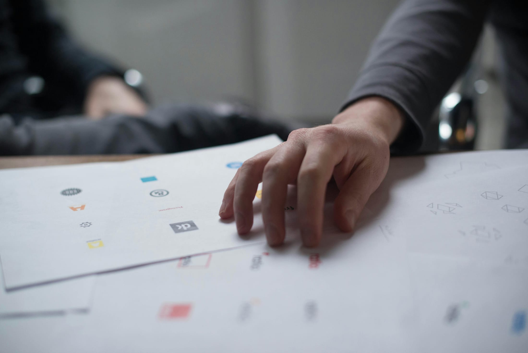 How to Choose the Right Font for a Logo: A Beginner's Guide for Students